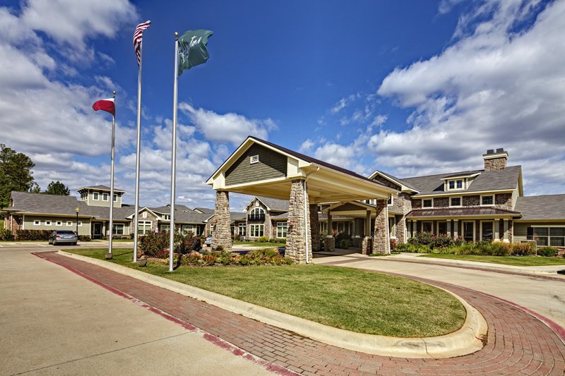 The Hamptons of Tyler Assisted Living and Memory Care image