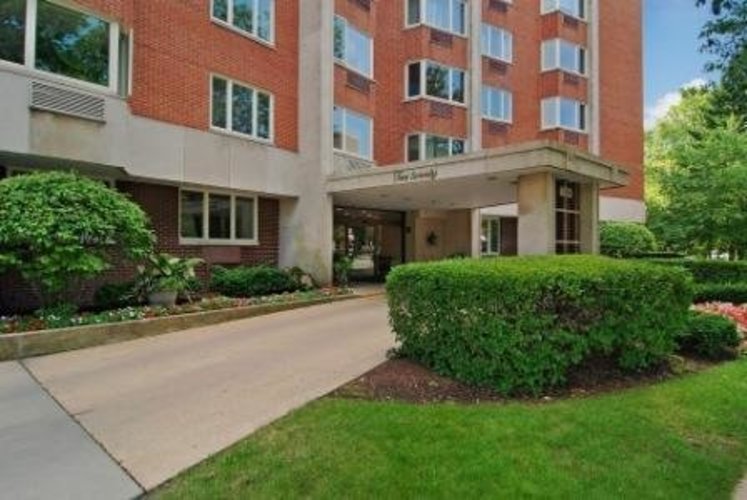 Ten Twenty Grove Evanston, IL