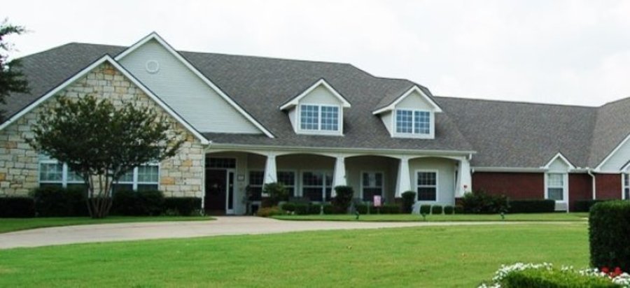 Ennis Pointe Senior Living