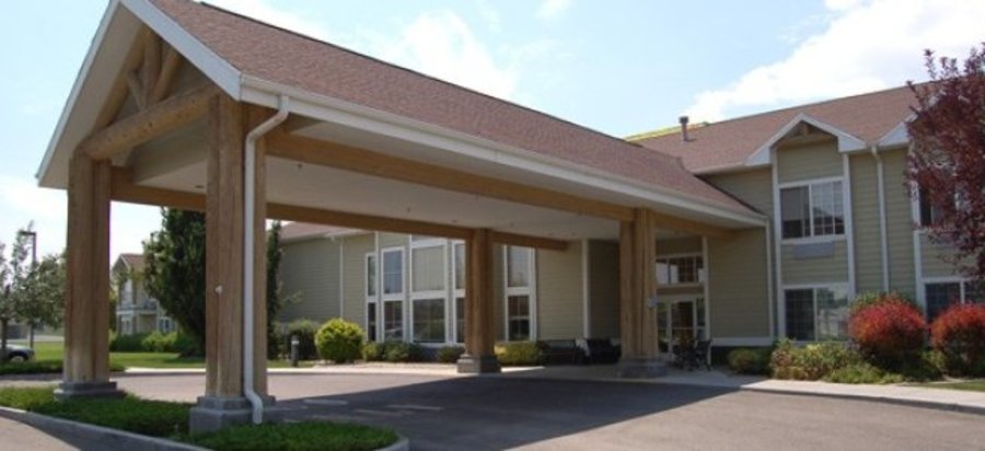 Pine Oaks Senior Living