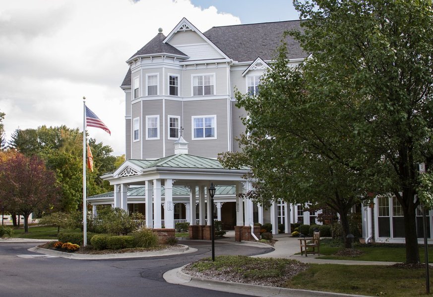 River Oaks Senior Living