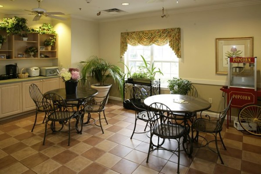 Lynridge of Huntsville Assisted Living and Memory Care
