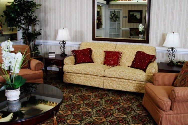 Heritage Green Assisted Living and Memory Care Lynchburg, VA