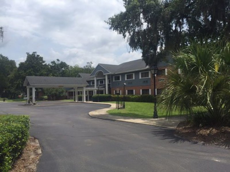 Plantation Oaks Assisted Living and Memory Care