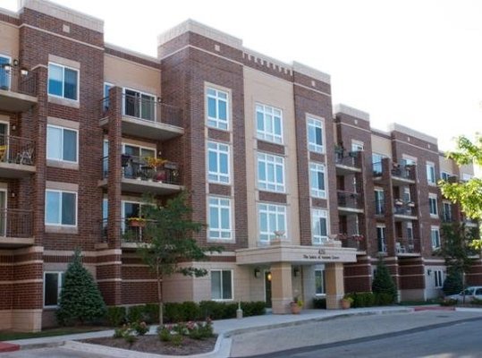 Senior Suites of Autumn Green at Wright Campus