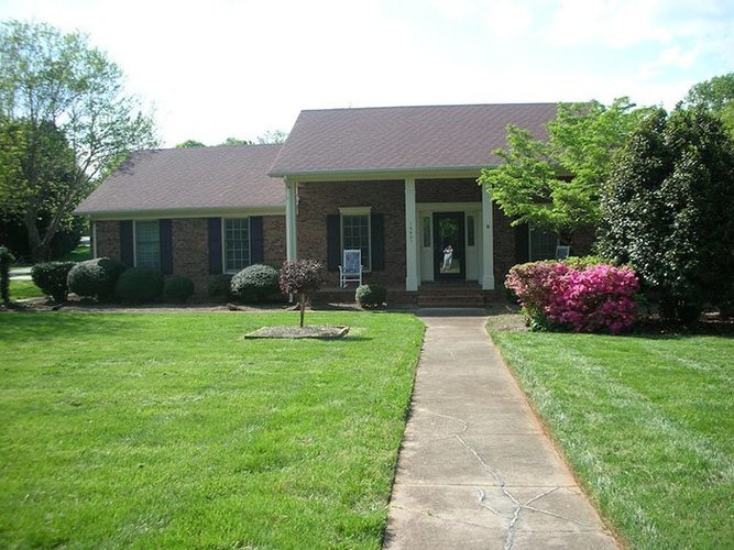 7 Senior Living Communities in Huntersville,NC