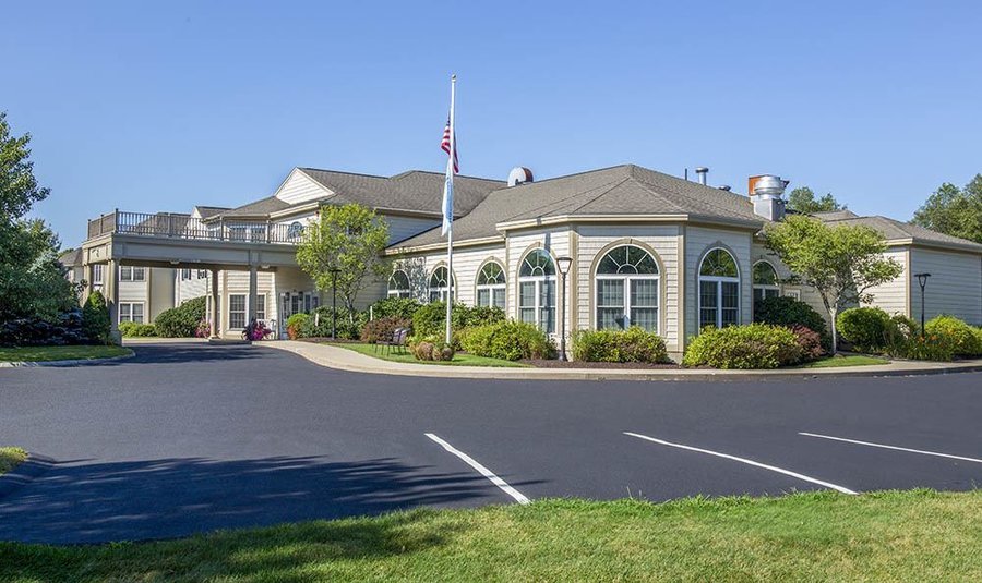 Benchmark Senior Living at Plymouth Crossings