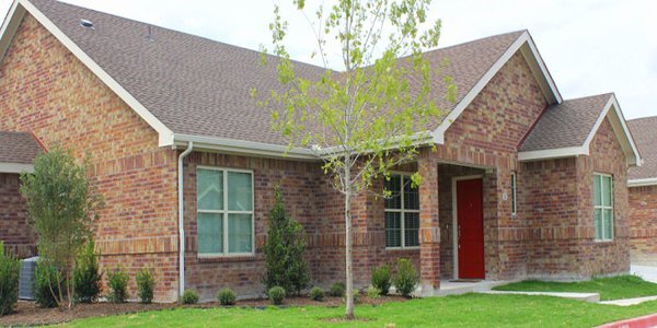 Emerald Cottages of Stonebridge