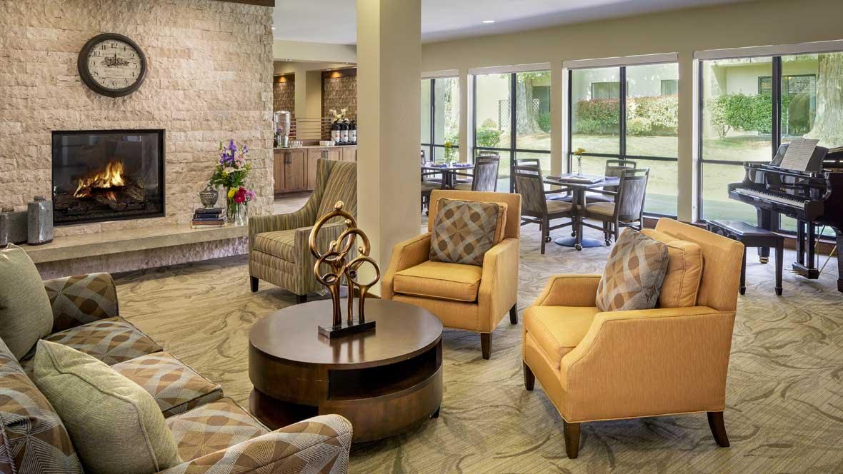 Atria El Camino Gardens