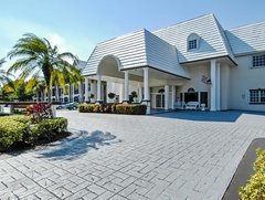 photo of Veranda Club