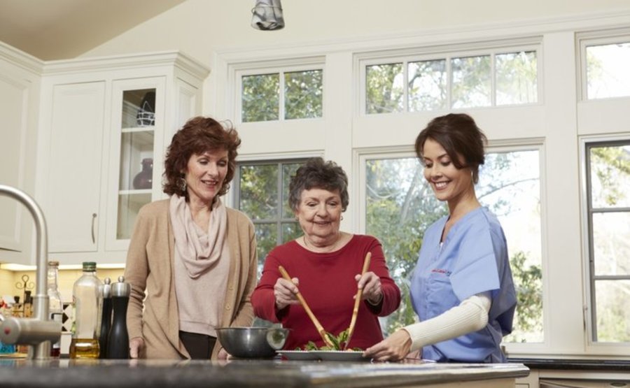 Home Care Assistance - Corona Del Mar, CA