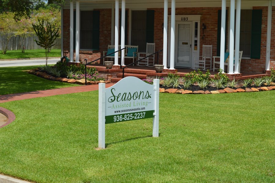 Seasons Assisted Living (Navasota)