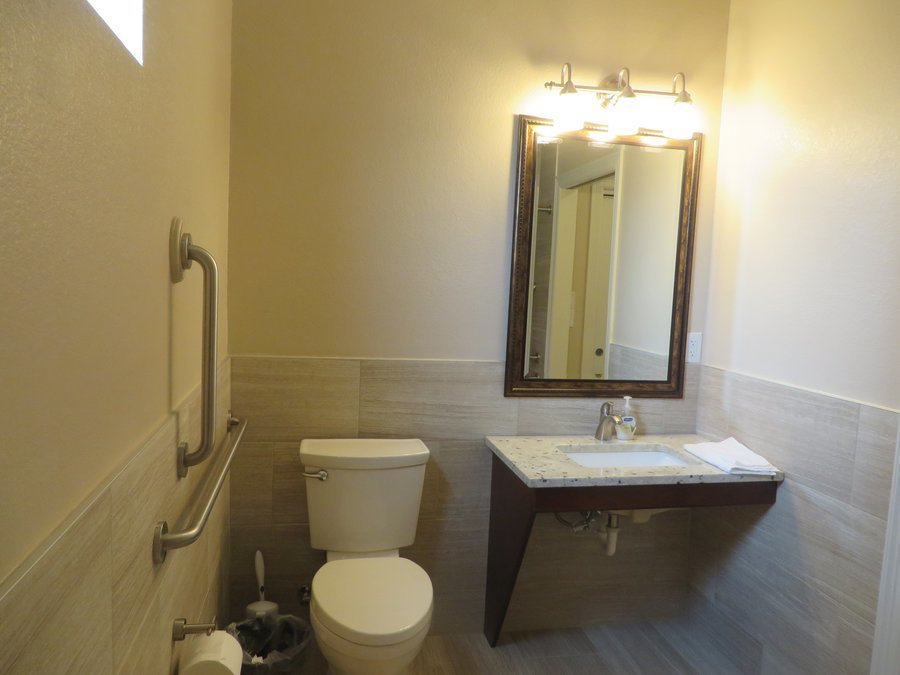 Leawood Assisted Living II