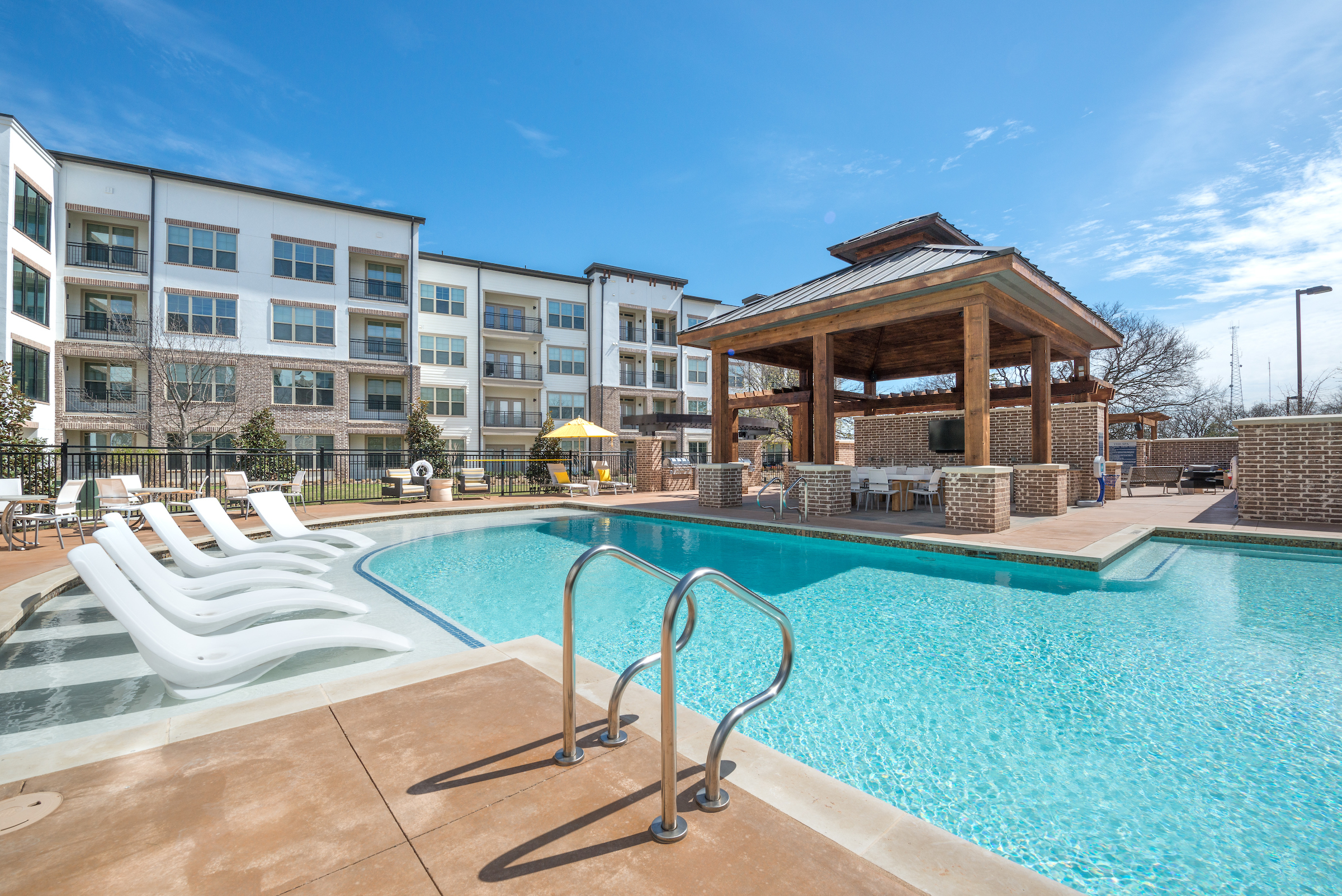 Overture Flower Mound 55+ Apartment Homes image