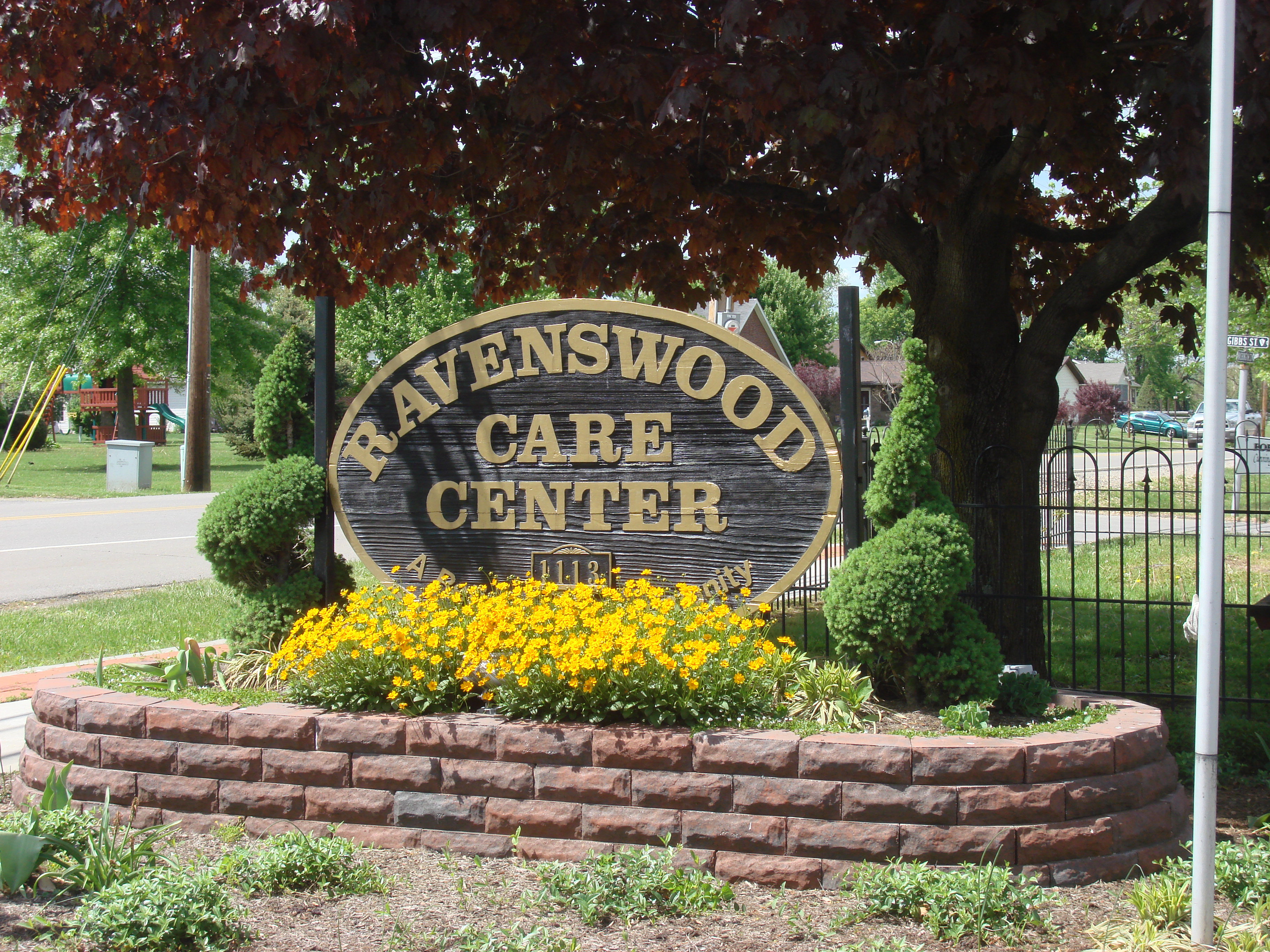 Ravenswood Care Center Ratings & Performance | US News Assisted Living