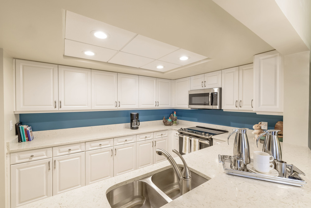 Vi at Lakeside Village 