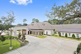 The Peristyle at Beau West