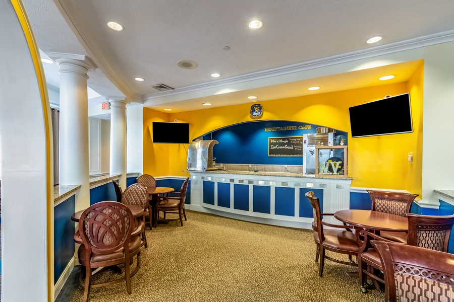 Elison Independent & Assisted Living of Maplewood