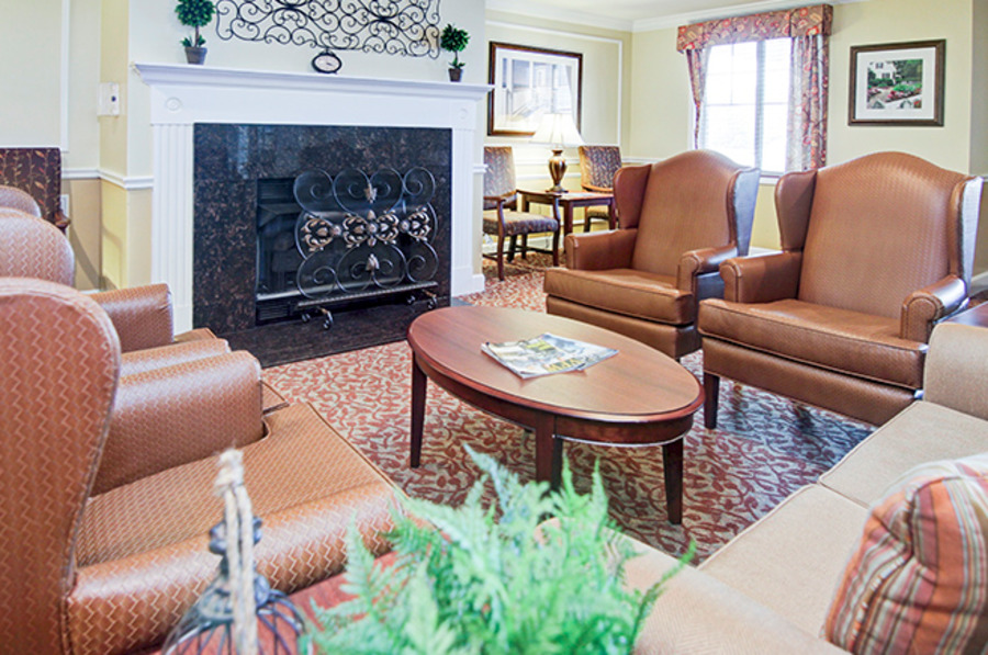 Paramount Senior Living at Fredericksburg