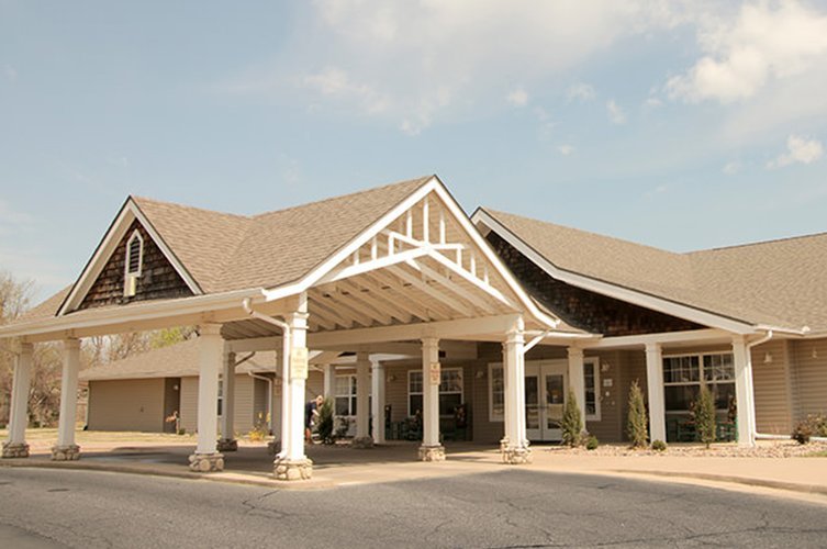 Legend of Hutchinson – Hutchinson, KS – SeniorHousingNet.com