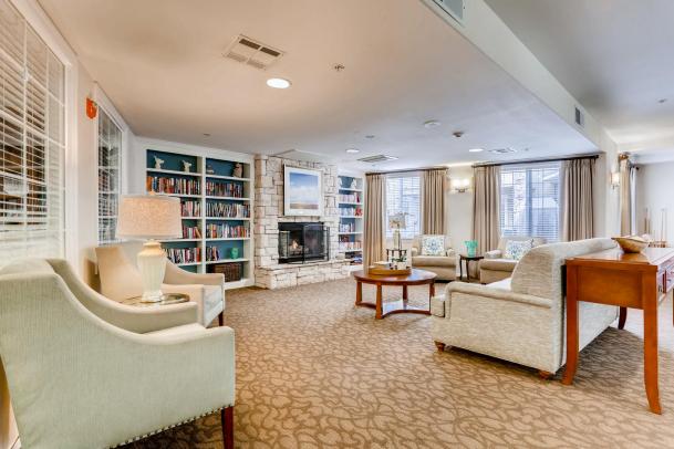 Meadowbrook Senior Living at Agoura Hills