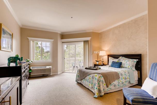 Meadowbrook Senior Living at Agoura Hills