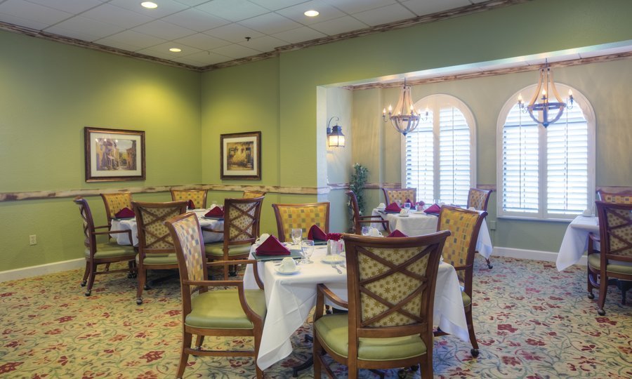 Lake Seminole Square