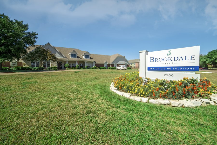 Ennis Pointe Senior Living