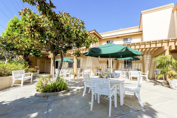 16 Senior Living Communities in Oceanside,CA