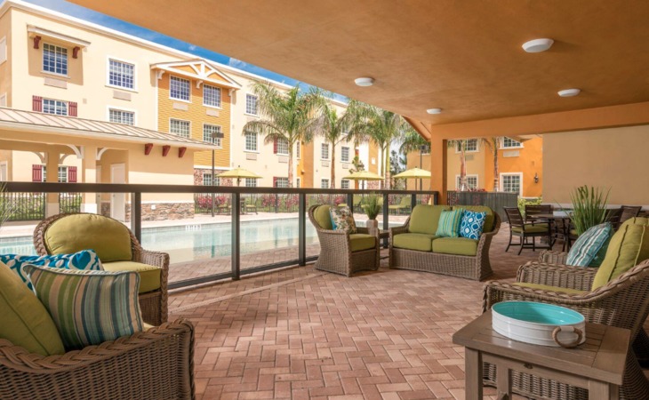 Oakmonte Village of Davie Senior Living - 8 Photos