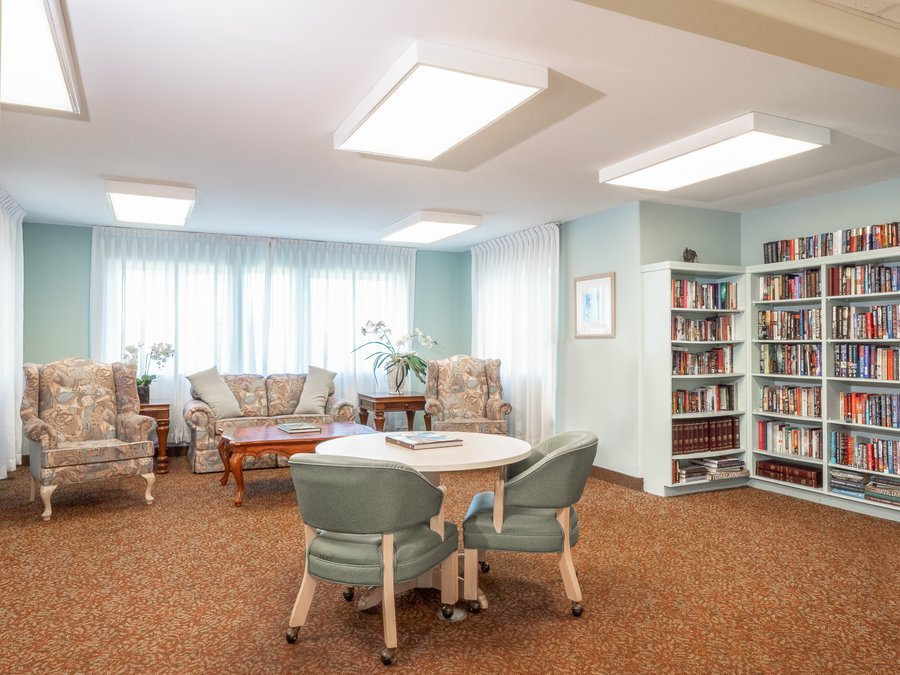 Holiday Kalama Heights