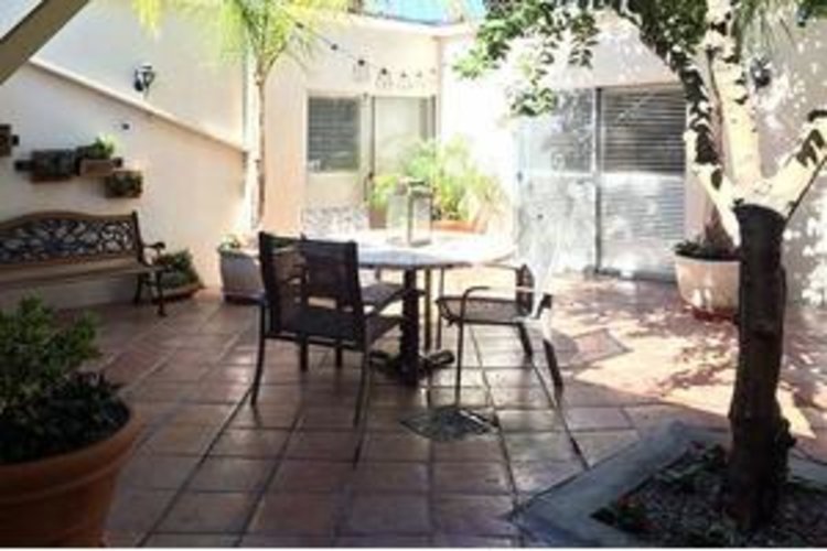 The Meadows Post Acute Panorama City, CA