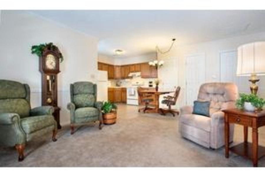 Colonial Oaks Retirement Community