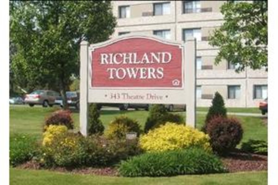 Richland Towers