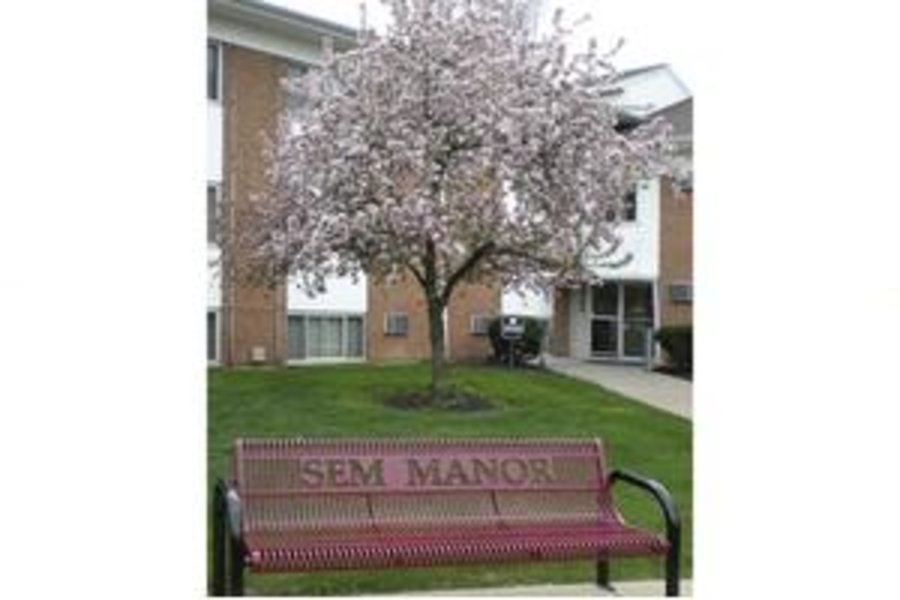 Sem Manor