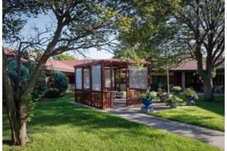 Manor of the Plains Dodge City, KS