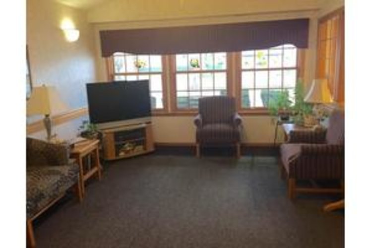 Lodge On Lafayette Marengo, IA