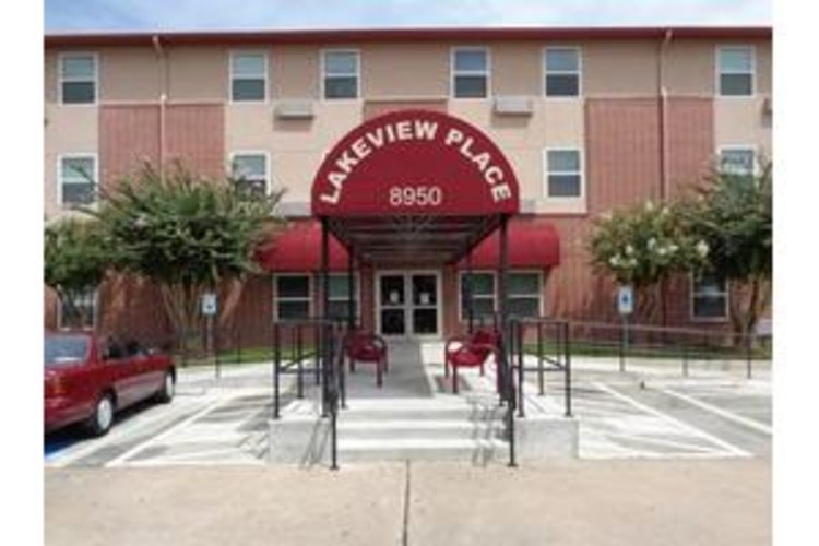 Lakeview Place Apartments Houston, TX