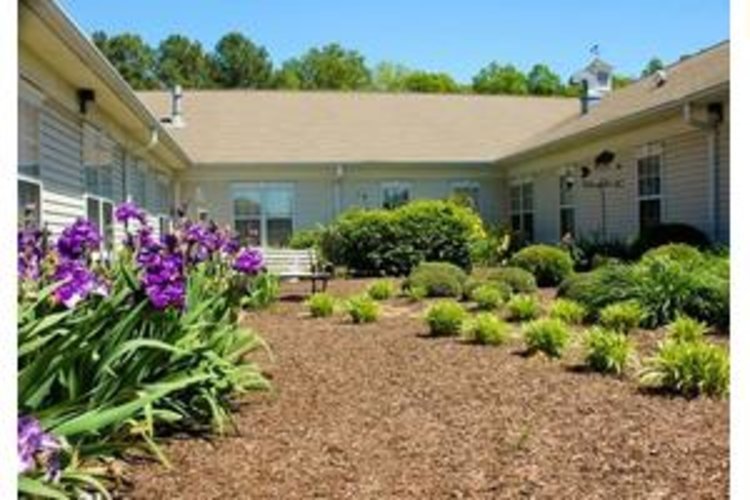 The Summit Senior Living Community Lawrenceburg, TN