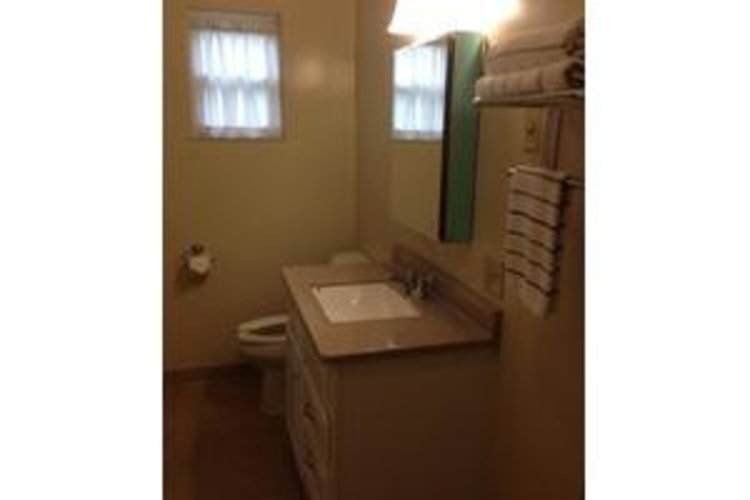 Colonial House – Parkersburg, WV – SeniorHousingNet.com