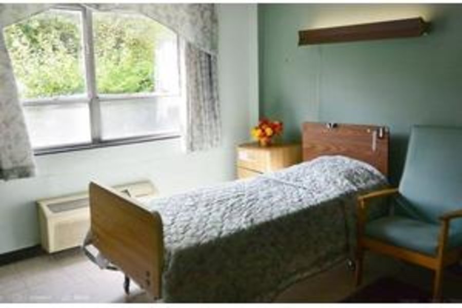 Carillon Nursing & Rehab Center