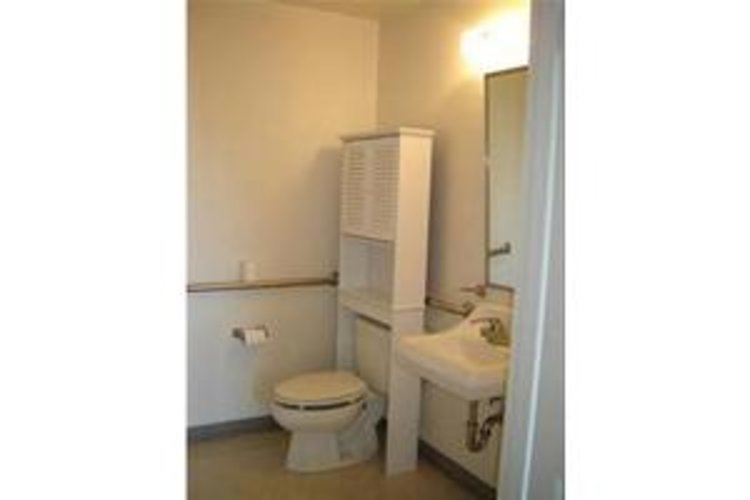 Mystic River Homes Congregate Groton, CT