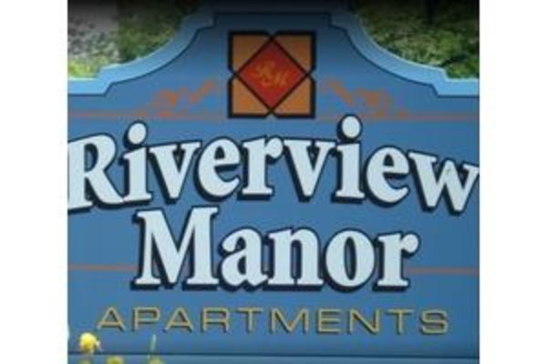 Riverview Manor