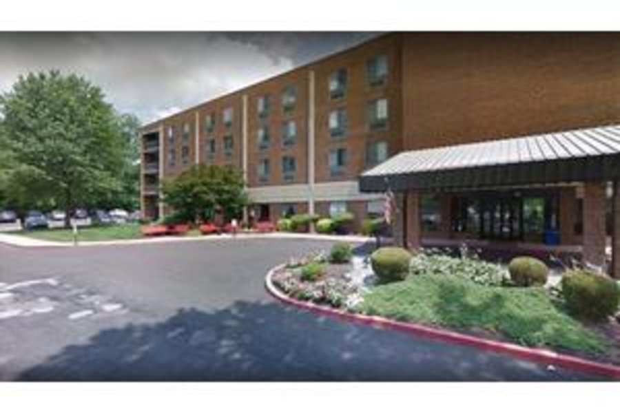 Majestic Oaks Rehabilitation and Nursing Center