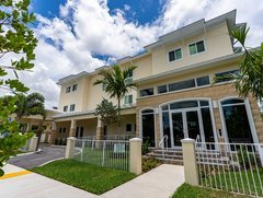 The 10 Best Assisted Living Facilities in Hollywood, FL for 2021