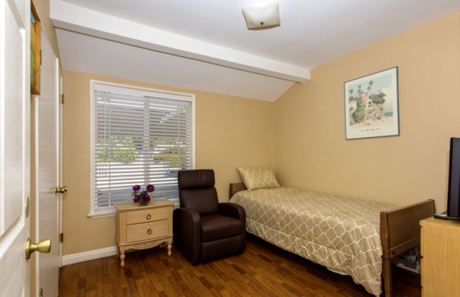 Tarzana Assisted Living