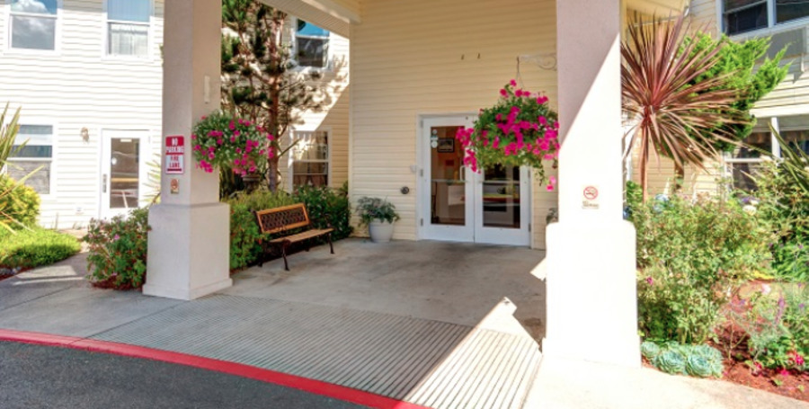 Bayside Terrace Senior Living & Memory Care