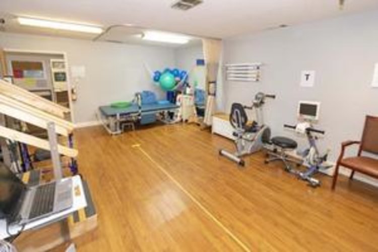 Cloverdale Healthcare Center Cloverdale, CA