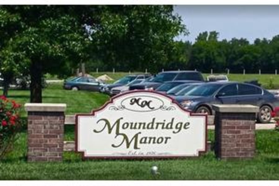 Moundridge Manor