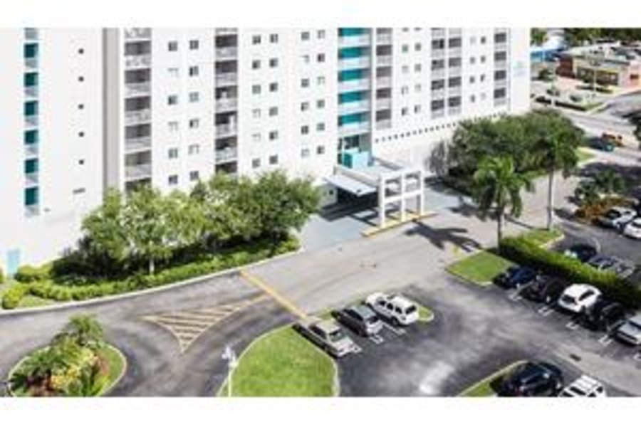 Residential Plaza at Blue Lagoon